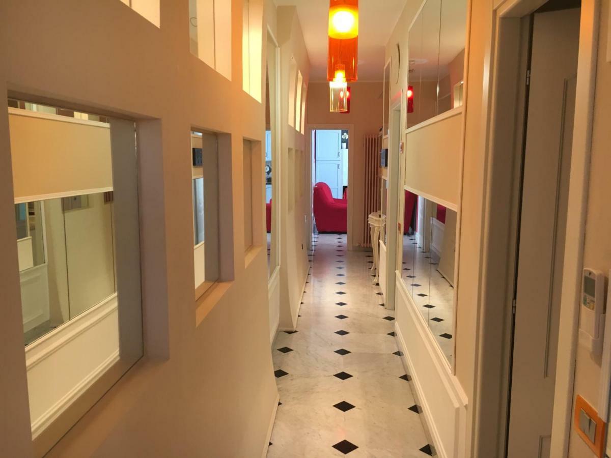 Rodeo Drive Apartment เวียเรจโจ ภายนอก รูปภาพ