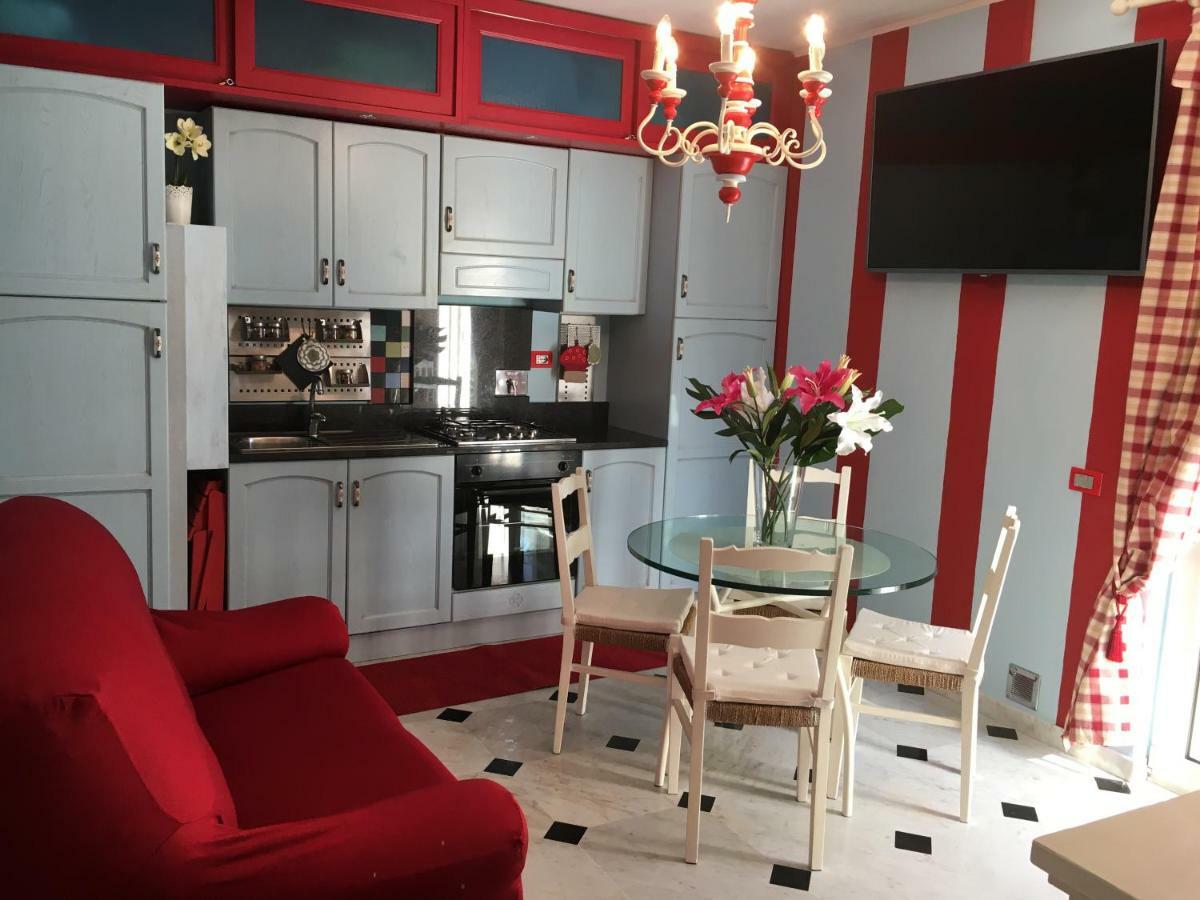 Rodeo Drive Apartment เวียเรจโจ ภายนอก รูปภาพ