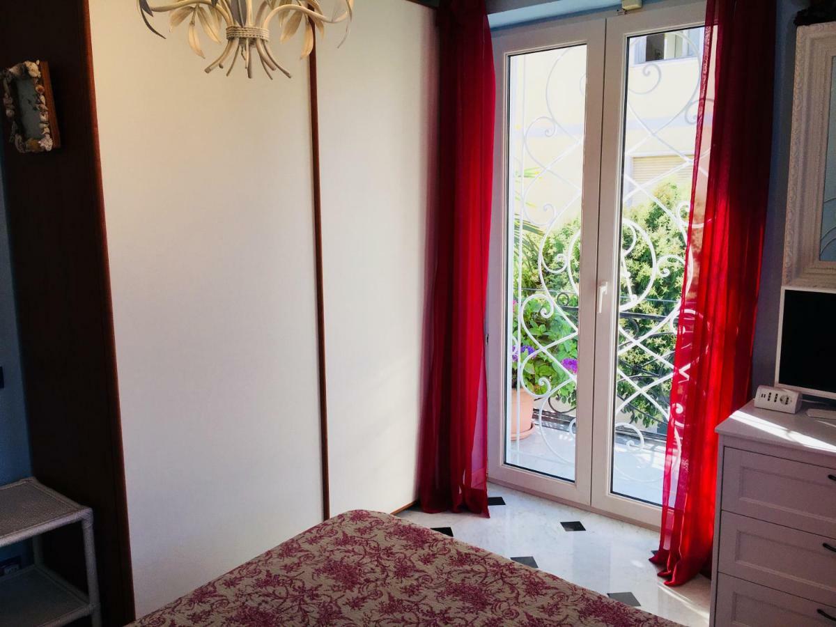 Rodeo Drive Apartment เวียเรจโจ ภายนอก รูปภาพ